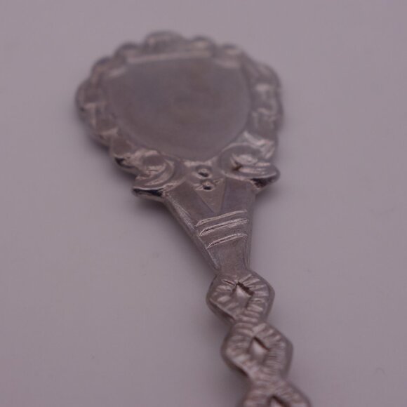 Union Japan Souvenir Spoon - Picture 15 of 15